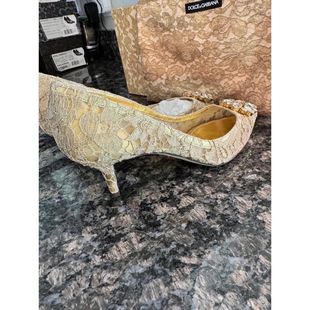 Dolce & Gabbana Bellucci Gold Lace Crystal Pumps CD0066 AE637 40.5/ 10.5 heels - Picture 12 of 16